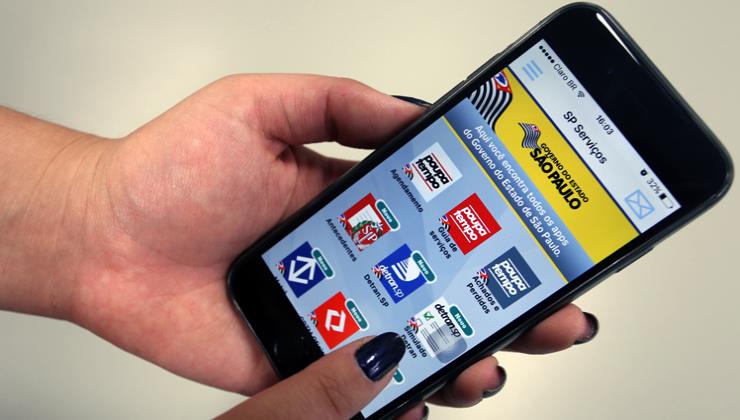 Aplicativo para celular dá acesso a 42 tipos de serviços públicos do Estado