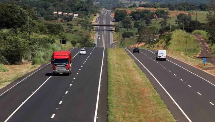 Governo de SP entrega trecho duplicado da rodovia Assis Chateaubriand