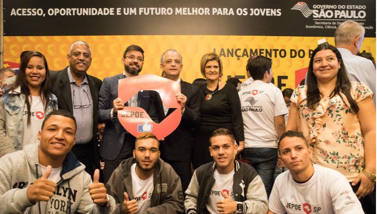 São Paulo apresenta programa de alistamento civil para jovens