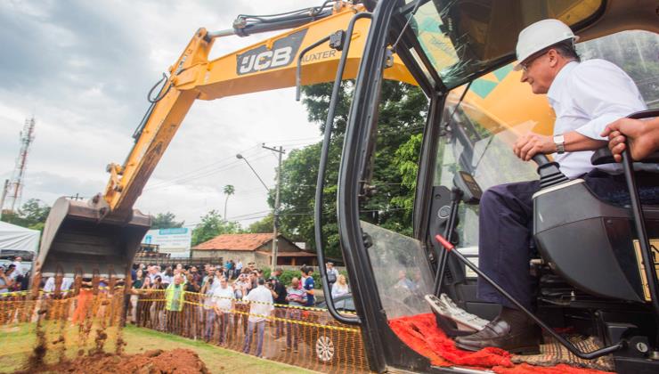 Alckmin anuncia retomada das obras de duplicação da rodovia SP-079  